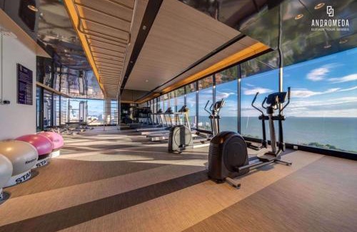 Pratumnak Hill Apartment | Amazing Large Studio with Sea view Near Beach