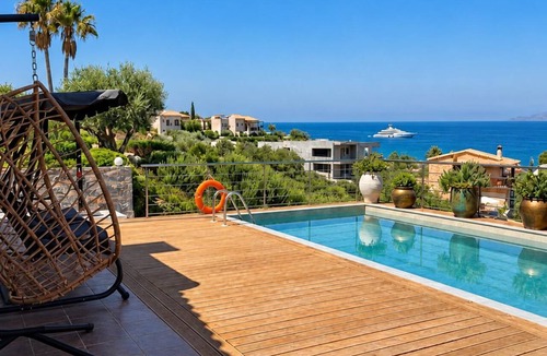 Vathianos Kampos House | Amberstone Traditional Villa with Sea View,Private pool and 3 Bedrooms