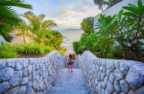 Pratumnak Hill Villa | AnB poolvilla 3BR walk private beach in pratamnak