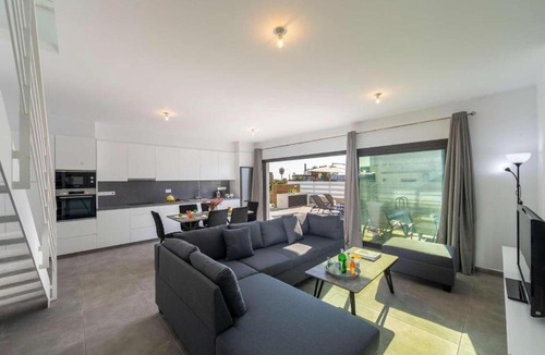 Pegeia Villa | Andre
