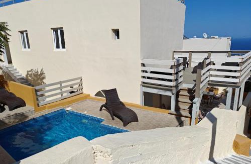 Fira Hotel | Anemomilos Villa