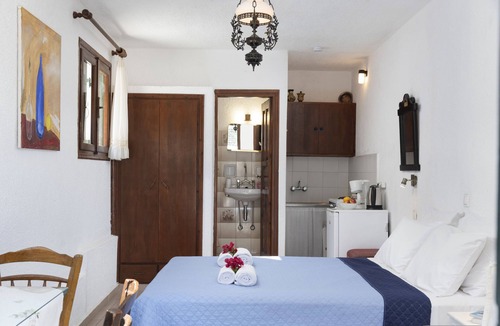 Kalo Chorio House | Anemone Seaside Traditional Homes