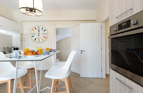 Adelianos Kampos Villa | Anesis Villa, with Private Pool & BBQ, Walking distance to the beach & amenities