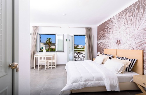Sissi House | Angela Studios & Apartments
