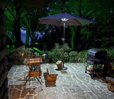Perama House | Anna's Cottage Private House