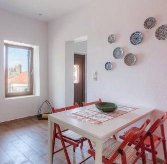 Samothrace House | Anna's Horizon