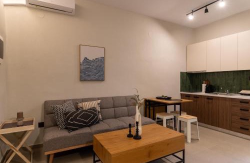 Topeiros Apartment | Annasa Suites 1