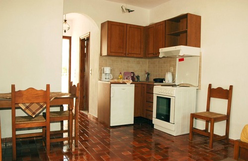 Kalo Chorio Condo | ' Anny Sea & Sun Apartments '