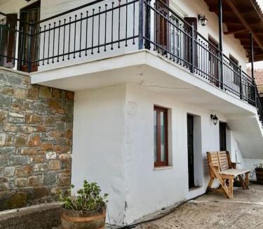 Terpsithea House | Anogeio - Traditional house in Tikhion