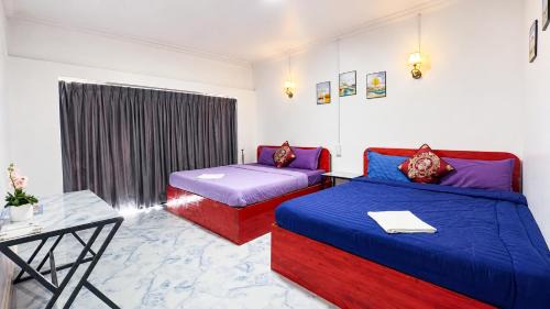 Koh Rong Hostel | Antalya Hostel Bar & Restaurant