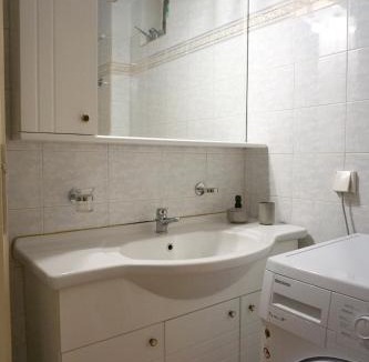 Kozani Apartment | Antigoni's House