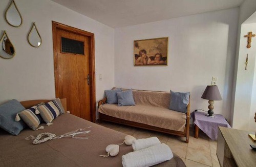 Eresos Apartment | Apartment ∙ 2 bedrooms ∙ 4 guests