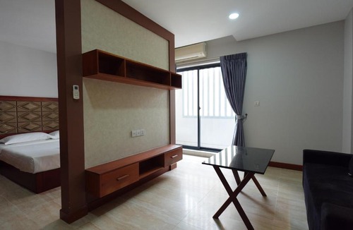 Sen Sok Apartment | Apartment 2004