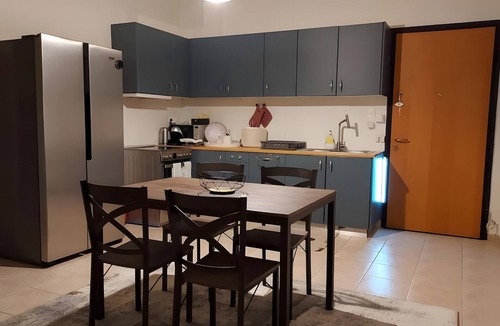 Aegina Apartment | Apartment 'Aegina Luxury' with Mountain View, Wi-Fi and Air Conditioning