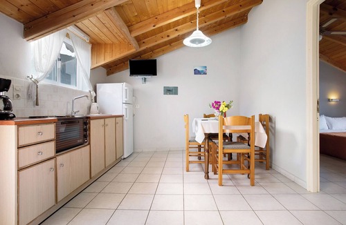 Limni Keri Apartment | Apartment "Dolphin Apartment Sea View 12" with Private Balcony, Shared Garden & Wi-Fi