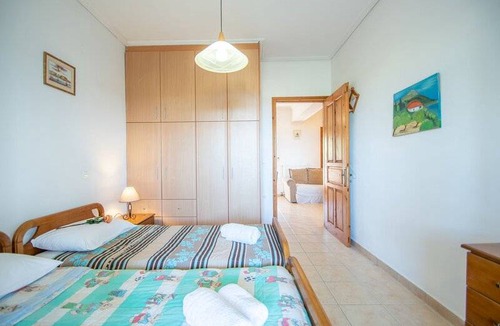 Ano Vasilikos Apartment | Apartment