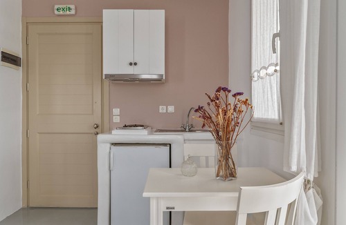 Kionia Apartment | Apartment In A Hotel 'Ninemia Suites Tinos Superior 201' with Sea View, Wi-Fi and Air Conditioning