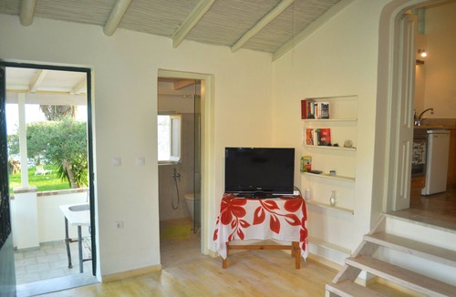 Glyfada Apartment | Apartment in cottage Lemoni on Corfu