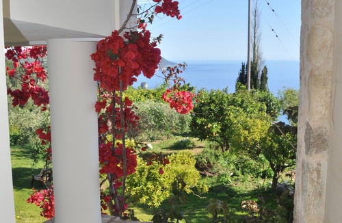 Glyfada Apartment | Apartment in cottage Lemoni on Corfu
