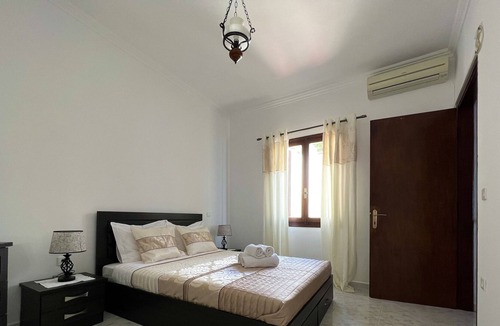Adamas Apartment | Apartment 'Maya Mallis Seaview 3' with Sea View, Wi-Fi and Air Conditioning