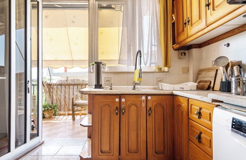 Gastouni Apartment | Apartment "Nice Central Family" with Balcony & Wi-Fi