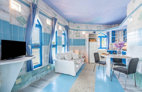 Gaios Apartment | Apartment 'Paco's Resort Superior Villa 7' with Sea View, Wi-Fi and Air Conditioning
