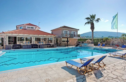 Agrilia Apartment | Apartment "Paradise Zante Apartment 1" with Shared Pool & Wi-Fi