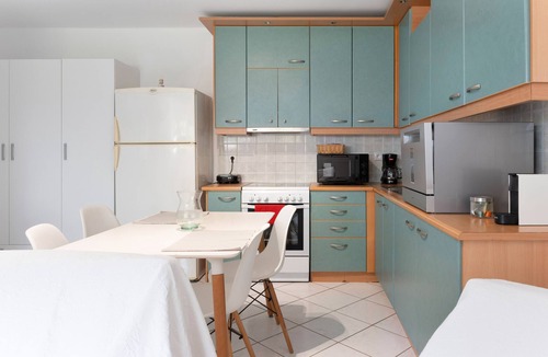 Vrilissia Apartment | Apartment 'S K Ground Flat In Vrilissia' with Wi-Fi and Air Conditioning