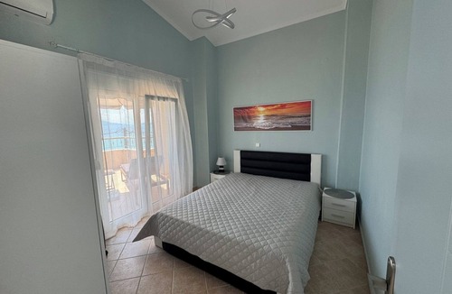 Paralia Ofryniou Apartment | Apartment with a unique sea view