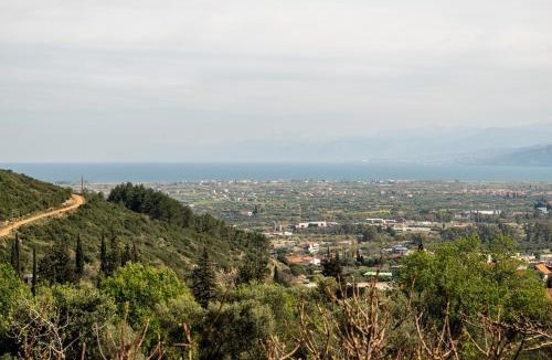 Nafpaktos Apartment | Aphrodite's Villa 2 Cozy Nest, Calm & Relaxing