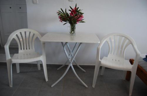 Santorini House | Apollo Rooms
