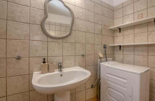 Aptera House | Aptera Verde - Stone Cottages Complex