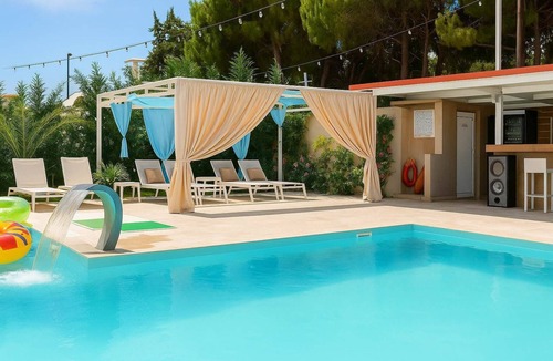 Pefkochori Apartment | Aquamare Studios - Seaview Suite & Pool Escape