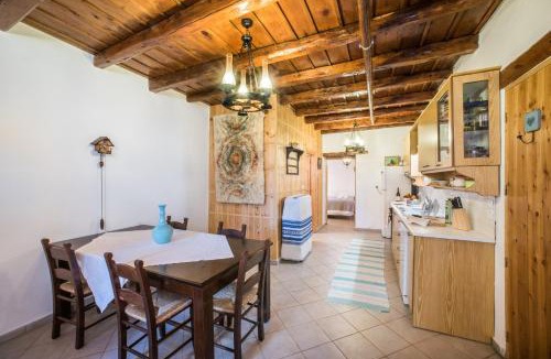Aradena House | ARADENA TRADITIONAL House 2