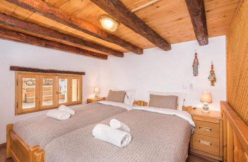 Aradena House | ARADENA TRADITIONAL House 3