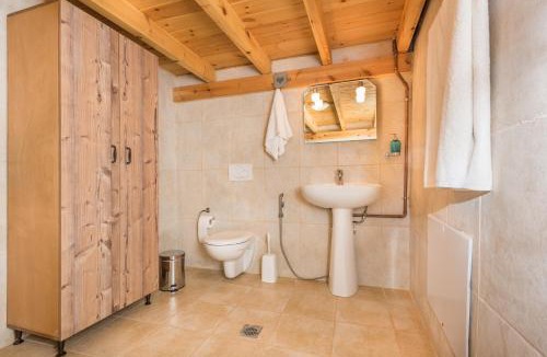 Aradena House | ARADENA TRADITIONAL House 3