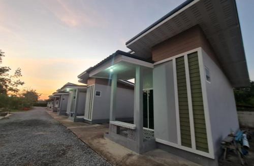 Uthai Thani House | Araya Cottage