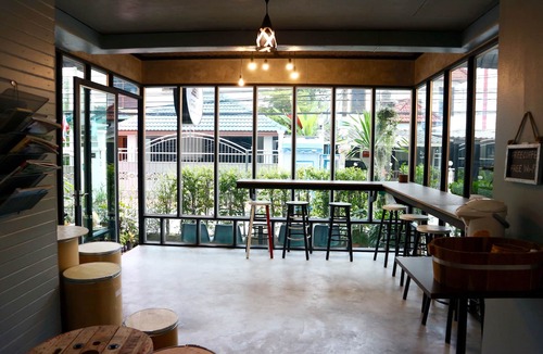 Anusawari Hotel | Area 69 Don Muang Maison