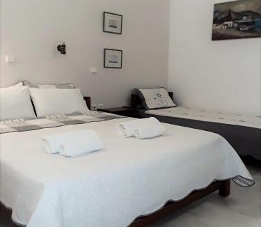 Mavrovouni Apartment | Areti & Maria Apartments