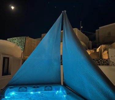 Megalochori Apartment | Argy's Luxury Caves