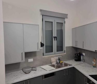 Old Quarter Apartment | Arianna's House