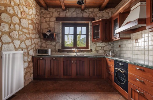 Skinaria Villa | Armos Stone Villa - 3 Bedroom Villa with Private Pool