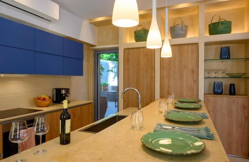 Agios Nikolaos Town Apartment | Asteria Seafront Luxury Apartment