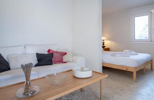 Kerameikos Apartment | Astrid