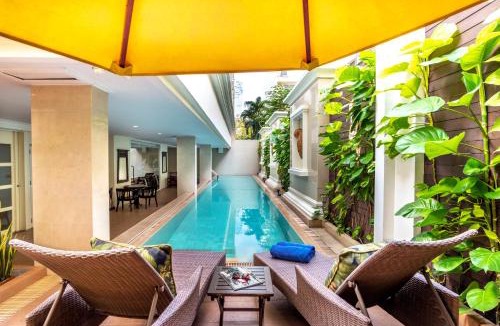 Embassy District Apartment | At 21 Saladaeng