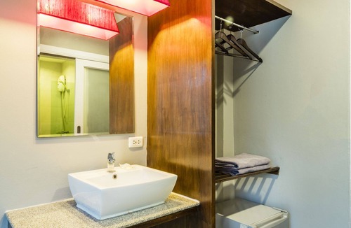 Bangkok City Centre Hostel | At Hua Lamphong Hotel - Hostel