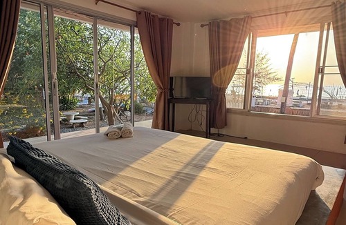 Sam Roi Yot Hotel | At-Pran Sunrise Beach Resort