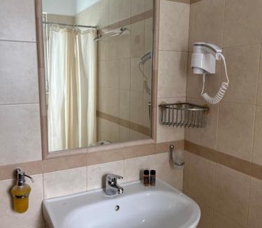 Zarakas Hotel | Atalanti Apartments