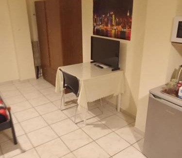 Koukaki Apartment | Athens-Koukaki Metro Sygrou-Fix closer