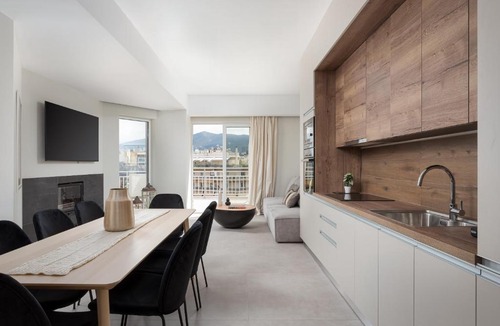 Zografos Apartment | Athens Luxury Ethereal View